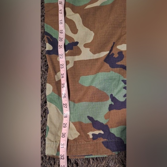 U.S. Military Pant Camouflage Men's Medium Long
Waist 31 to 35 inches Inseam 32 - Picture 7 of 8